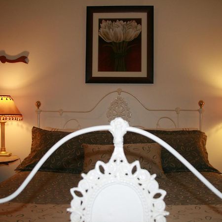 אובורן Amy'S House Bed & Breakfast מראה חיצוני תמונה
