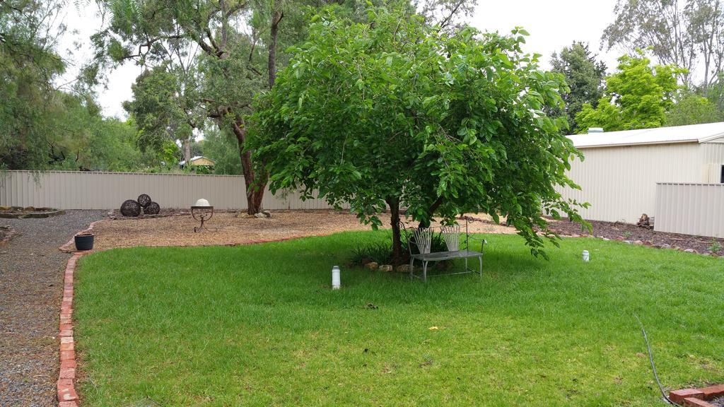 אובורן Amy'S House Bed & Breakfast מראה חיצוני תמונה