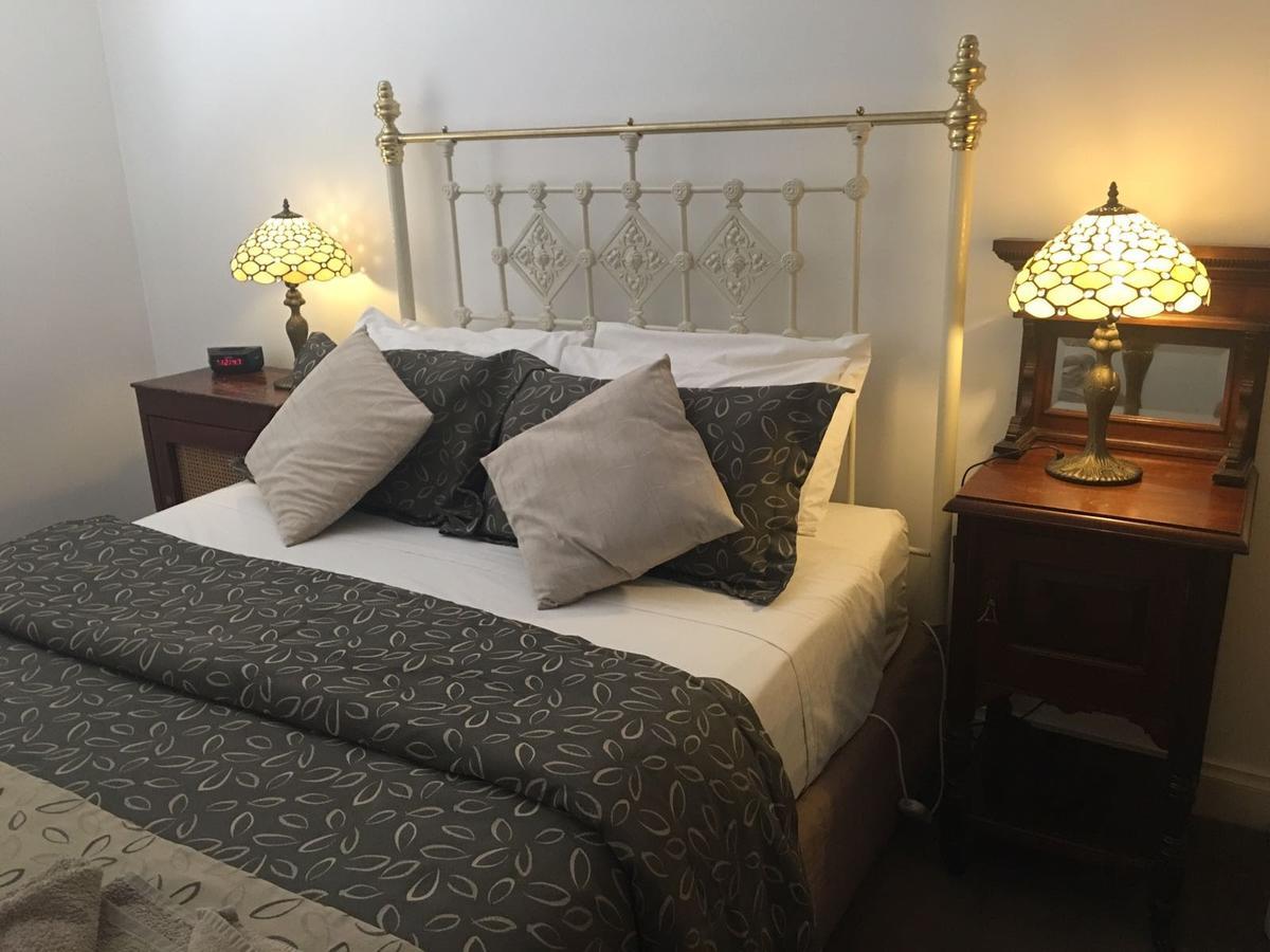 אובורן Amy'S House Bed & Breakfast מראה חיצוני תמונה